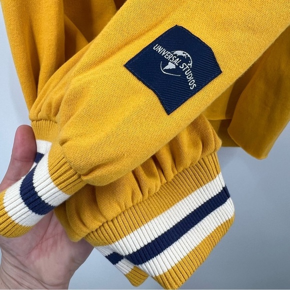 Universal Studios 1912 Ladies Sweatshirt - Picture 7 of 8